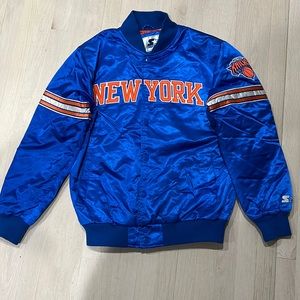 Started men’s L knicks bomber jacket